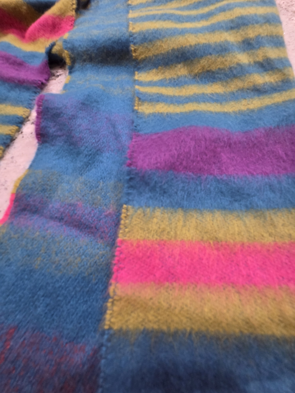 100% Cashmere Stripe Scarf Blue, Red, Green Scotland Made - Picture 5 of 6